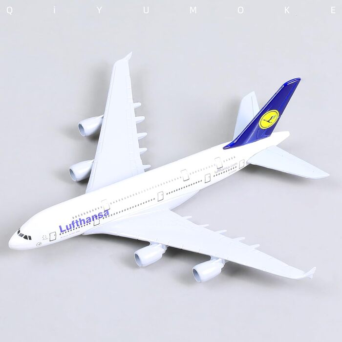 Металева модель літака Airbus A380 авіакомпанії Lufthansa в масштабі 1/400 з підставкою (15 см завдовжки), підходить для авіаційних ентузіастів як подарунок або декорація для виставки. 01.lufthansa