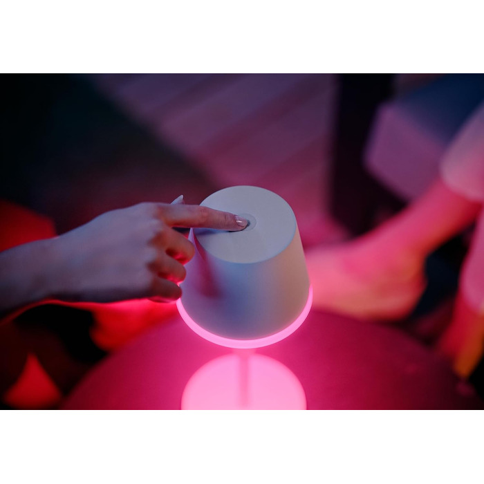 Настільна лампа Philips Hue Go для приміщень та вулиці, біла
