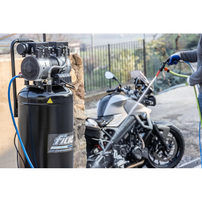 Вертикальний повітряний компресор FIAC SUPERSILENT 50V, безмасляний, максимальний тиск 8 бар, 1 к.с., бак 50 л, рівень шуму 58 дБ