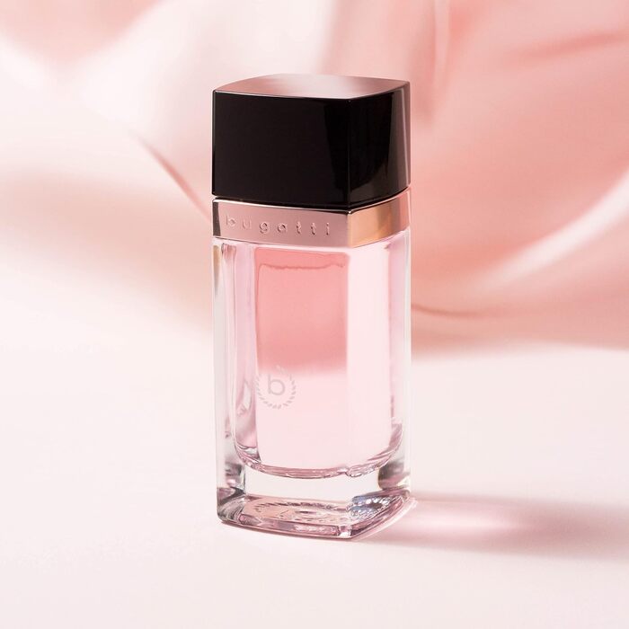 Жіночі парфуми Bugatti ELEGANZA EdP 60 мл Чуттєва парфумерна вода для жінок будь-якого віку та на будь-який випадок життя Елегантне поєднання полуниці, чорної смородини, ірису та ванілі Фруктовий, пудровий та теплий