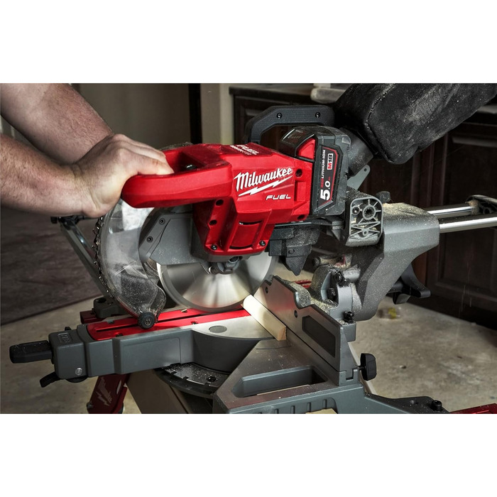 Акумуляторна головка Milwaukee M18 FUEL та фрезерна пила 18В без акумулятора/зарядного пристрою