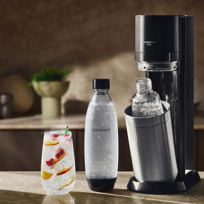 Пакет SodaStream Soda maker DUO з циліндром CO2 Quick-Connect, 2 шт. скляною пляшкою 1 л і пластиковою пляшкою 1 л, яку можна мити в посудомийній машині, висота 44 см, колір титан