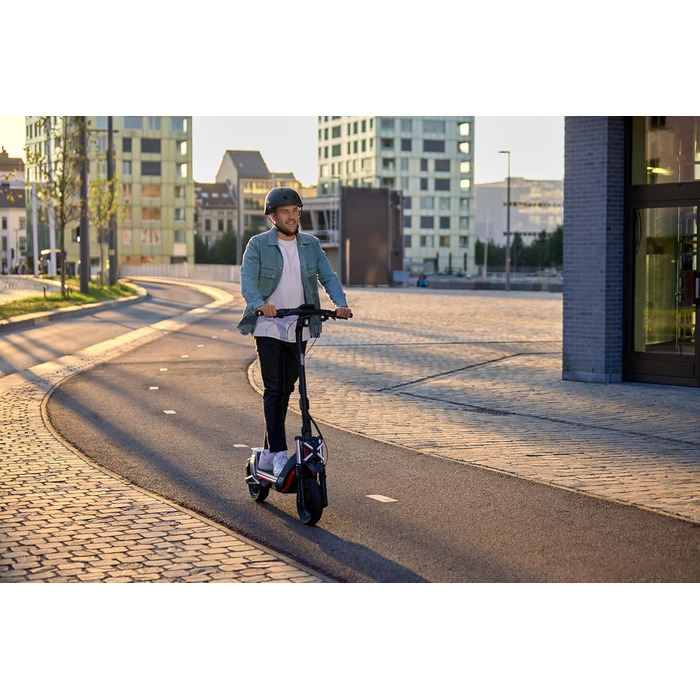 Електросамокат з допуском до експлуатації в Німеччині, запас ходу 70 км в еко-режимі, 56 км у спортивному режимі, повна підвіска, вантажопідйомність 120 кг, здатність долати нахил 25, позашляхові шини, Apple Find My, водонепроникний, 3 Pro D