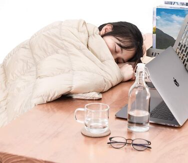 Кемпінг Маленька ковдра Гусячий пух Каппа Ковдра Пір'яний шарф Дорожня ковдра Водонепроникна легка портативна накидка-пончо для по