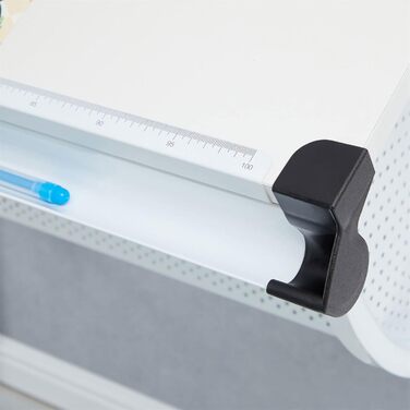 Дитяча парта CARO-Mbel Sari регульована по висоті в кольорі білий/білий, дитяча парта нахилена з пазом для ручок, шкільна парта з