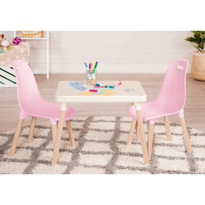 В. простору дитячий стіл з 2 стільцями, дитяча сидяча група - 1 стіл і 2 дитячі стільці з дерев'яними ніжками для дітей від 3 рокі