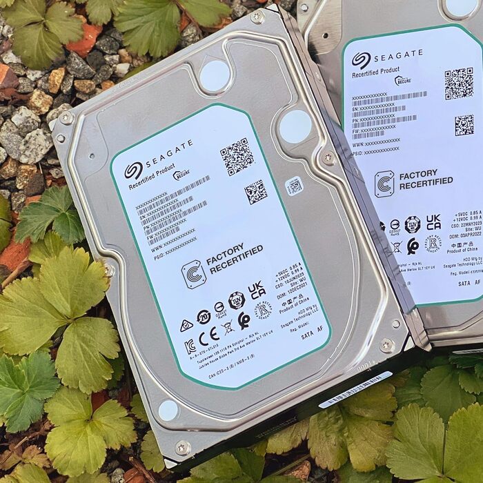 Внутрішній серверний жорсткий диск Seagate Exos 28 ТБ ST28000NM000C 3,5-дюймовий жорсткий диск SATA 6 Гбіт/с 7200 об/хв 512 МБ кешу (відновлений)