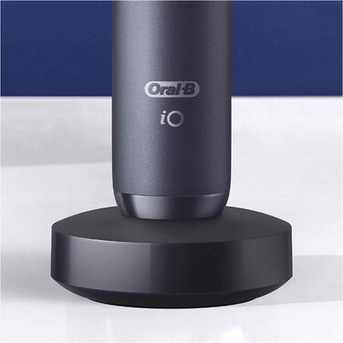 Електрична зубна щітка Oral-B iO Series 8, 6 режимів чищення зубів, магнітна технологія, кольоровий дисплей і дорожній футляр, чорний онікс