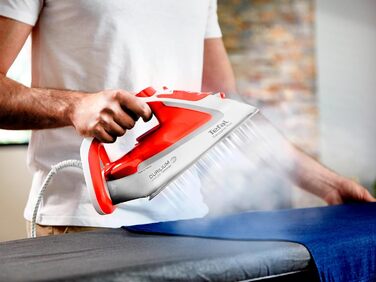 Парова праска 2800 Вт 45 г / хв. автоматичне регулювання подачі пари 230 г / хв. посилення подачі пари 3 парові зони вертикальна п