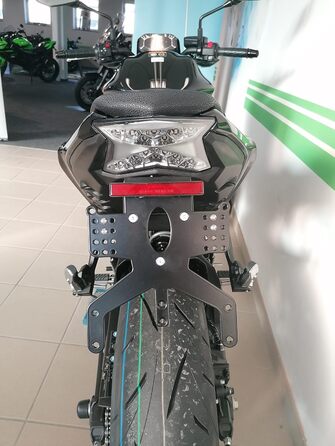 Тримач номерного знака GroFaTec REVO Short для Kawasaki z650 Ninja 650 2017-2022 Тримач номерного знака Тримач номерного знака короткий задній Перетворення Porta Targa Z650 kawa