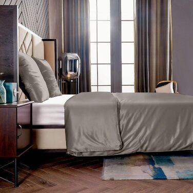 Шовковий комплект постільної білизни 3 шт. и, підодіяльник 200 х 220 см і 2 наволочки 80 х 80 см, гіпоалергенна шовкова постільна