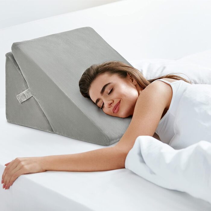 Клиноподібна подушка GOPLUS для ліжка, подушка для читання, подушка у формі книги для відпочинку, чохол з піни з ефектом пам&39яті, що прається, подушка для ніг, подушка для спини, ергономічна з ручкою, подушка для ніг, розслаблююча подушка для дивана та 