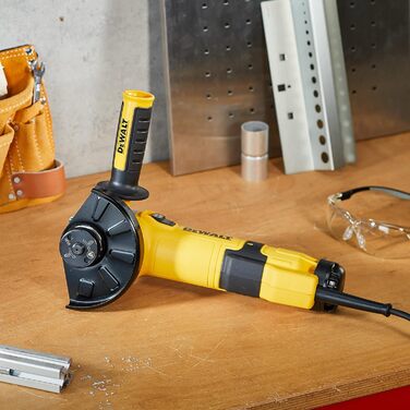 Кутова шліфувальна машина Dewalt 125 мм DWE4257 (1500 Вт, обмотка двигуна захищена епоксидною смолою, захист від повторного запуск
