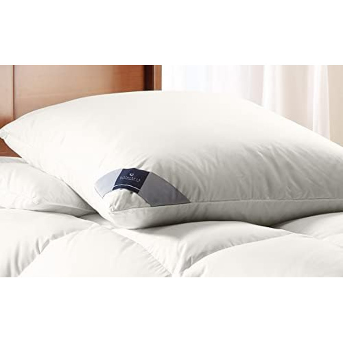 Пухова подушка Billerbeck Piccola 80 x 80 см М&39яка підкладка Підходить для людей з алергією на пилових кліщів Можна прати при температурі до 60C (1 упаковка)