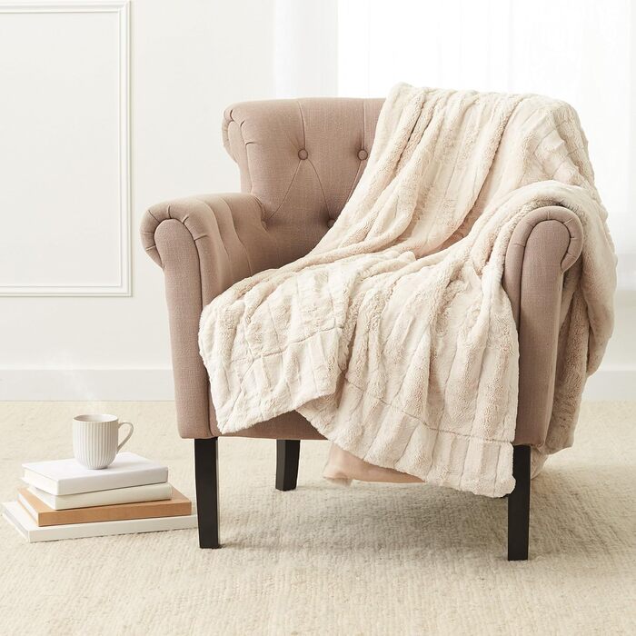 Ковдра зі штучного хутра Storeo Basics, без підігріву, кольору слонової кістки, 150 x 200 см