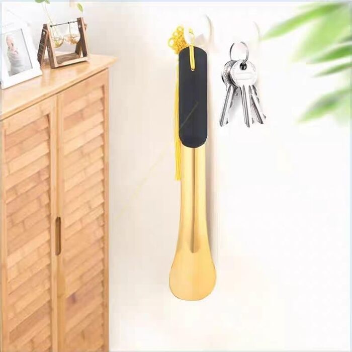 З ручкою, Shoehorn, 1 шт. Shoehorn Brass Shoehorn Spoon Lifter Tool 24/37/49 см Довгий ріжк для взуття Легкий для перенесення Shoehorn для чоловіків і жінок 37см