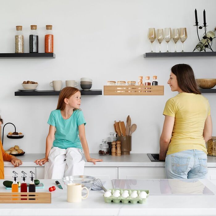 Секційна бамбукова підставка для спецій настінна з гвинтом, клейка наклейка бамбукова підставка для спецій тримач для спецій можна використовувати на дверцятах шаф або холодильника, стоячи або підвішуючи, для дому, офісу, кухні, ванної кімнати, 2-