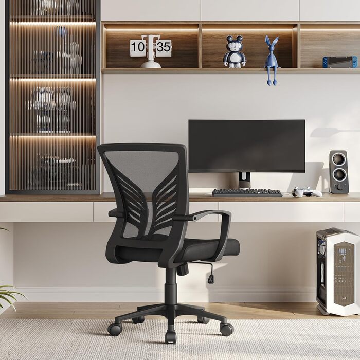 Ергономічне офісне крісло Yaheetech з функцією гойдання, обертове крісло з м&39якою подушкою сидіння, крісло керівника, регульоване по висоті для домашнього офісу/кабінету, чорне 1 чорний