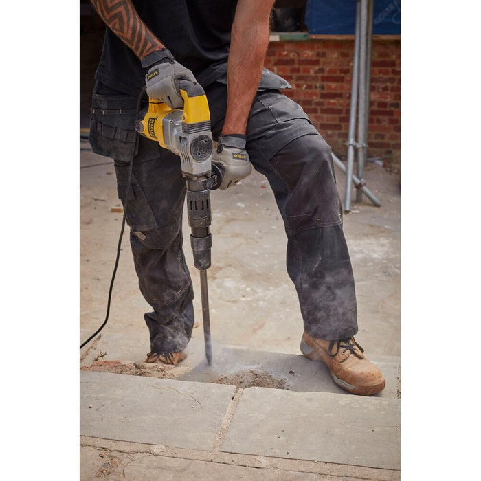 Відбійний молоток Stanley FatMax SDS-max SFMEH220K (1010 Вт, 8,5 Дж, з пневматичним ударним механізмом для довбальних робіт у цегл