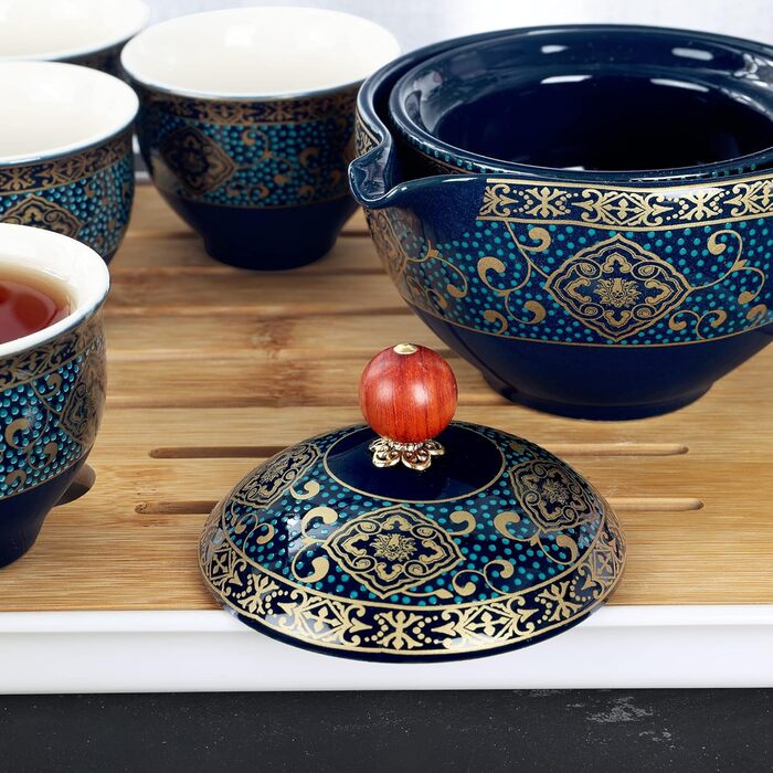 Чайний сервіз Fanquare з порцеляни для подорожей, золотий квітковий візерунок, 4 чашки, чайник та бамбуковий піднос, у дорожній сумці, темно-зелений колір