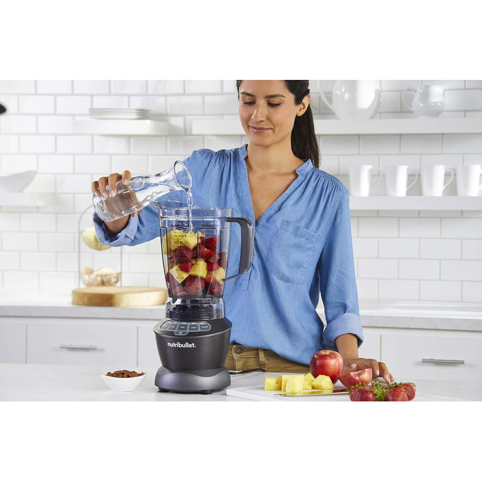 Повнорозмірний блендер nutribullet Combo, електричний блендер, багатофункціональний подрібнювач, професійний, потужність 1200 Вт, глечик 1,9 л, банки 946 мл і 710 мл, чорний, NBF500MB комбінований пакет