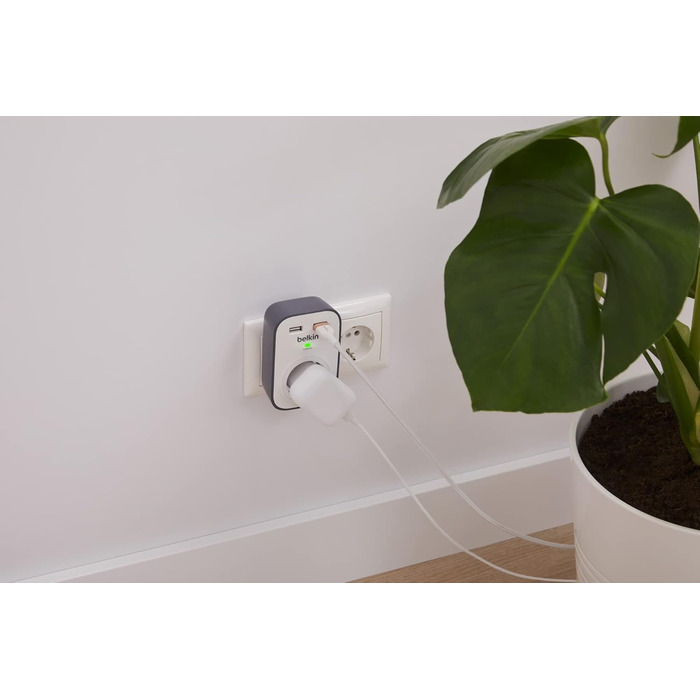 Розетка та захист від перенапруги, одностороння/1 вилка з захистом від перенапруги, захищена вилка з USB-роз'ємами x 2 (2,4 А), бі