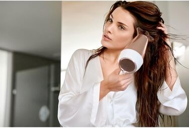 Фен для волосся Philips MoistureProtect 2300 Вт, функція іонізації, 6 рівнів температури та швидкості, з дифузором та насадкою для стайлінгу (модель HP8280/00)