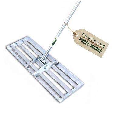 Професійний вирівнювач ґрунту Rasen Rakel 925 см з нержавіючої сталі, з ручкою 2 м для піскування та вирівнювання. Знімний, трисекційний гвинтовий держак для надійності.