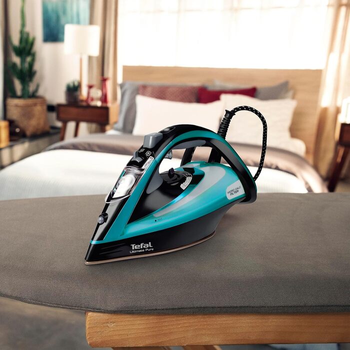 Парова праска Tefal Ultimate Pure FV9844 3200 Вт Micro-Calc-Filter Підошва Durilium Airglide Autoclean Автоматичне вимкнення 0,35