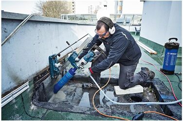 Професійний алмазний дриль для мокрого свердління Bosch GDB 180 WE (5,2 кг, потужність 2000 Вт, 230 В, діапазон свердління 180 мм,