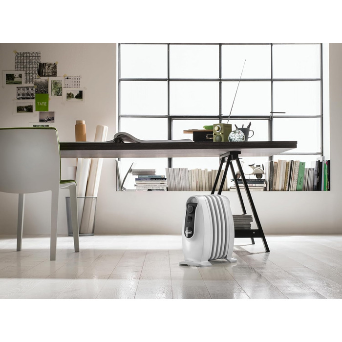 Компактний електричний обігрівач із безступінчастим регулюванням температури, функцією захисту від замерзання та потужністю нагріву 500 Вт, 39Longhi Nano Radiator TRNS0505M