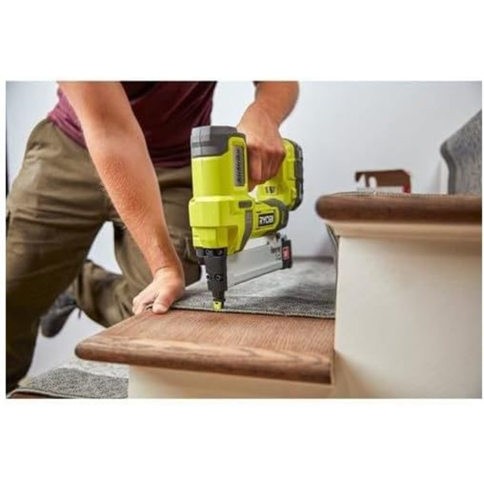 Акумуляторний степлер RYOBI 18 В ONE R18GS18-0 (ємність магазину 100 скоб, товщина/довжина скоб 5,5-6,1 мм/ 10-38 мм, без акумулят