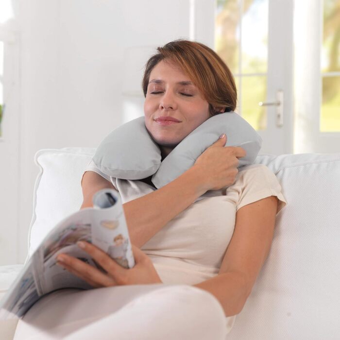 Подушка для сну та шиї Theraline середньої розміру &quotЗоряне небо&quot