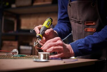 Акумуляторний паяльник RYOBI 4 В USB-LITHIUM RSI4-120G, вкл. 1 x 4 В 2,0 Ач акумулятор та зарядний кабель USB-C