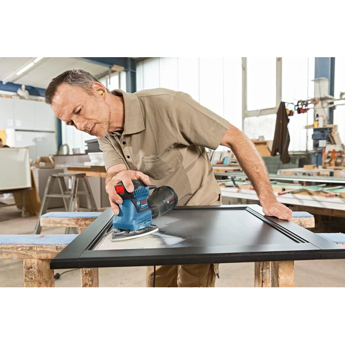 Професійна ексцентрикова шліфувальна машина Bosch GSS 160-1 A Multi (потужність 180 Вт, діаметр окружності 1,6 мм, L-BOXX)