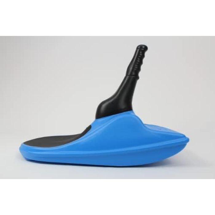 Дитяча пластикова шапка на зиму синя