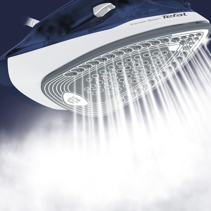 Парова праска 2400 Вт Потужність пари 180 г/хв. ємність 270 мл швидке нагрівання та ефективне прасування керамічна підошва краплев