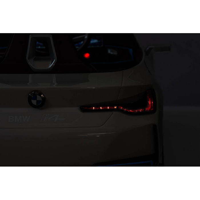 Електричний дитячий автомобіль, дизайн як у BMW i4 - ліцензований - акумулятор 12V7A, 2 двигуни - пульт дистанційного керування 2.