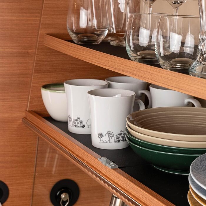 Порцелянові кружки з магнітними ручками silwy CAMPING (Набір з 2 шт.) вкл. дві металеві наногелеві подушечки ЧОРНОГО кольору - нековзні кружки для кемпінгу та караванів, аксесуари для човнів та яхт Кемпінг 2 шт. (1 упаковка)