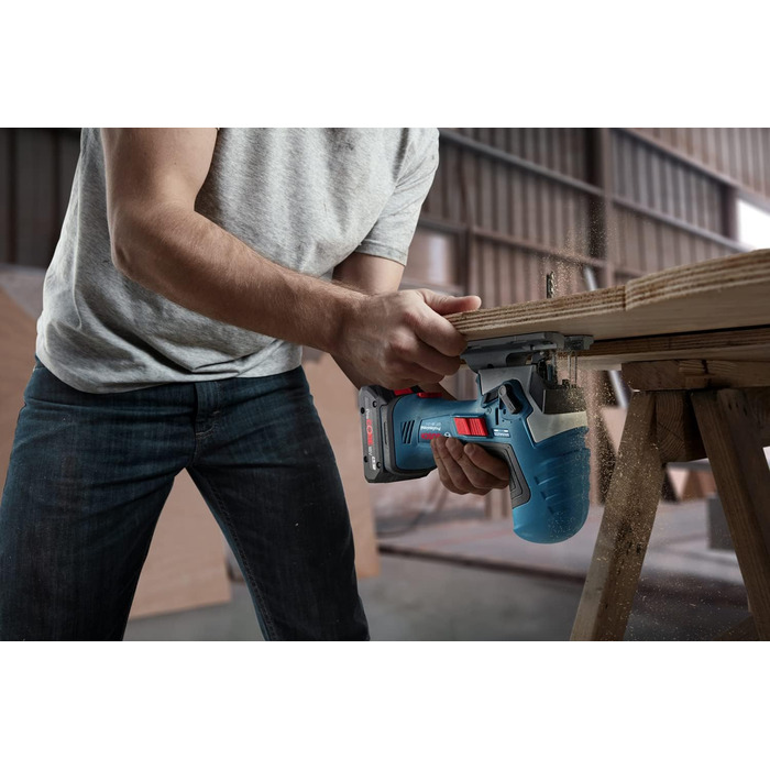 Акумуляторний лобзик Bosch Professional 18V System GST 18V-125 S (ідеально підходить для вигинів і перерізів, тримач пиляльного по