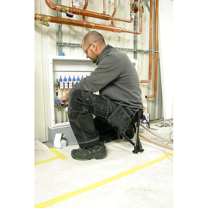 Табурет Walkstool - Базова модель - Складаний стілець на 3 ніжках з алюмінію - Складаний - 2 моделі на вибір з фіксованою висотою сидіння 50 та 60 см - Вантажопідйомність від 150 до 175 кг - Виготовлено у Швеції, Чорний, 60 см, Walkstool Basic