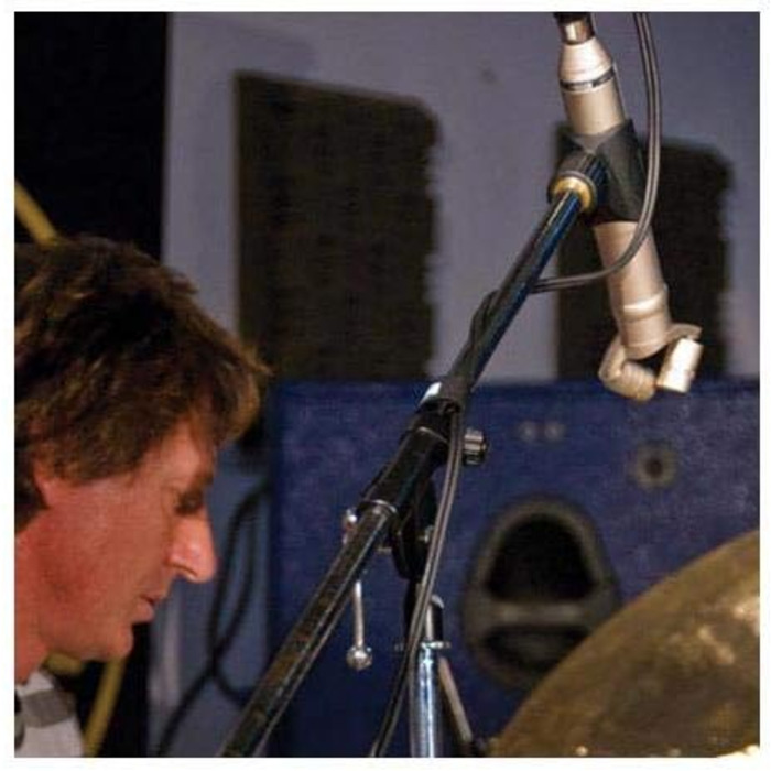 Стерео конденсаторний мікрофон RØDE NT4 з двома -дюймовими фіксованими X/Y капсулами для музичного продакшну, польового звукозапис