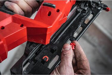 Акумуляторний цвяходер Milwaukee M18 FN16GA-0X 18 В 32-64 мм безщітковий (4933478094) HD Box - без акумулятора, без зарядного прис