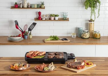 Електричний гриль Tefal Plancha Booster CB6428, 2200 Вт, збільшена робоча поверхня, Boost-зона, 6 рівнів температури, суцільна гриль-платформа, піддон для жиру, Thermo-Spot, чорний