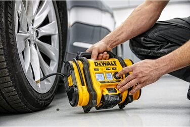 Акумуляторний компактний компресор Dewalt (підключення 12 В або акумулятор 18 В, 11 бар, для велосипедних та автомобільних шин, інвалідних візків, надувних човнів, повітряних подушок та матраців, включаючи аксесуари, без акумулятора та зарядного пристрою)