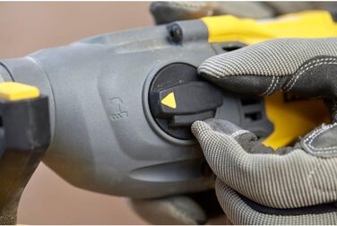 Акумуляторний комбінований перфоратор Stanley FatMax 18 В SDS-plus SFMCH900M22 (4,0 Ач, енергія удару 2,0 Дж, безщітковий двигун,