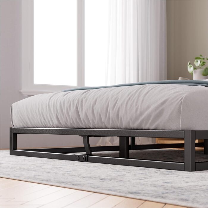 Каркас ліжка Zinus Joseph 140x200 см - Металеве ліжко 140x200 з дерев&39яною рейковою основою - Низький дизайн 15 см - Компактне пакування та легке складання - Чорний колір 140x200 см, висота 15 см