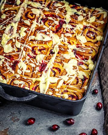 Голландська каструля для духовки чавунна каструля 10,8 л попередньо приправлена каструля для смаження з кришкою DOSQF