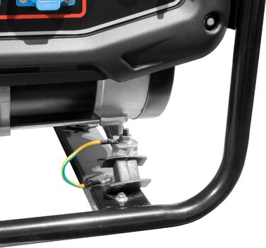 Генератор Gde GSE 2701 (4-тактний двигун, бензиновий, 3,2/4,4 (кВт/к.с.), 2 розетки 230 В, макс. 2200 Вт, час роботи до 17 год, бак 15 л, автоматичний регулятор напруги (ARV), захист від перевантаження, несуча рама, перевірено TV/GS)