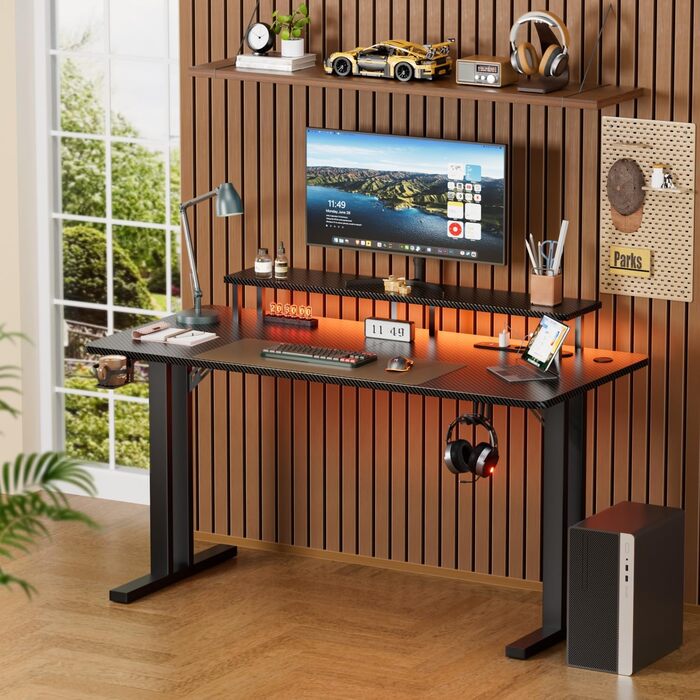 Ігровий стіл зі світлодіодним освітленням, комп&39ютерний стіл 120 x 60 см з розетками та USB-портом для зарядки, ігровий стіл з підставкою для монітора, карбоновим покриттям, підсклянником та гачком для навушників, чорний 120 x 60 см